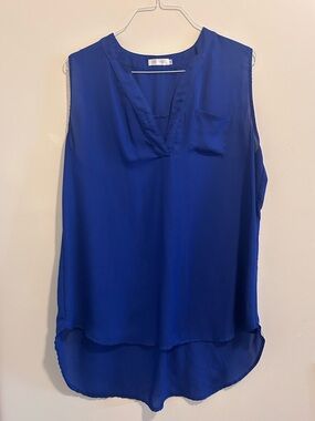 Sleeveless V-Neck Tunic in Royal‎ Blue